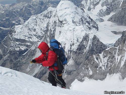 Первый молодой альпинист всех высочайших гор планеты
