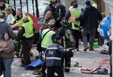 В СМИ появилось несколько возможных версий теракта в Бостоне