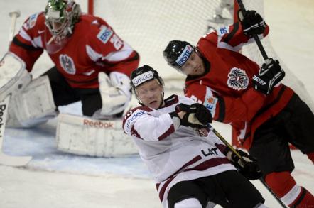 ЧМ по хоккею 2013: Сборная Латвии проиграла и Австрийцам с разгромным счётом